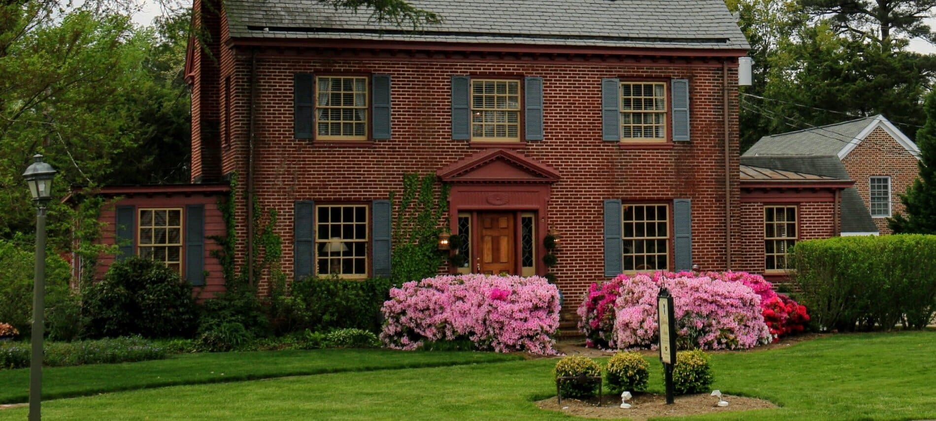 Browse Our Photo Gallery Of Williamsburg Manor Bed & Breakfast In Virginia